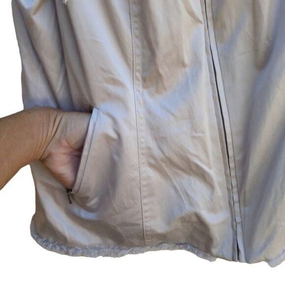 CAbi Vest 251 Reversible Alpine Faux Fur Snow Bunny Satin Sheen Zip Up Tan L - Picture 8 of 11